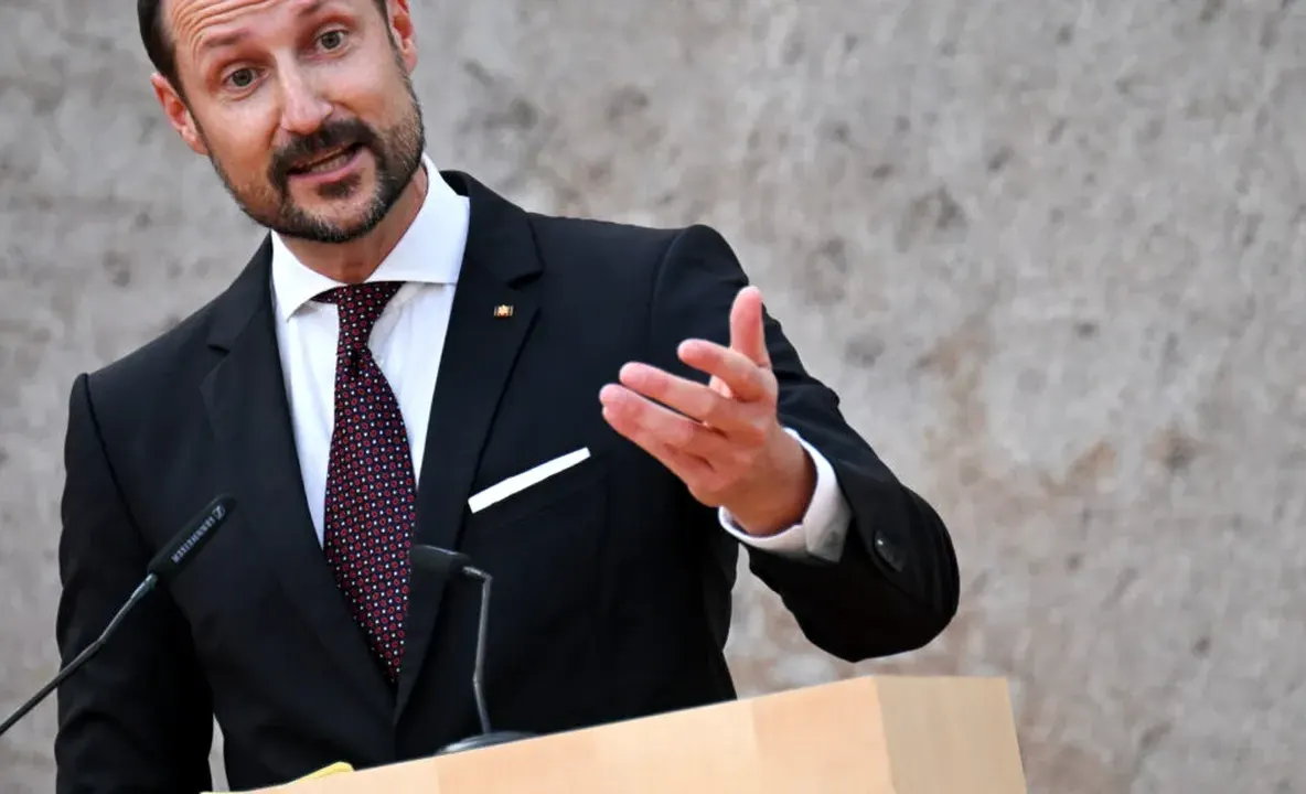 Noul rege al Norvegiei depune jurământul în Parlament după moartea regelui Harald