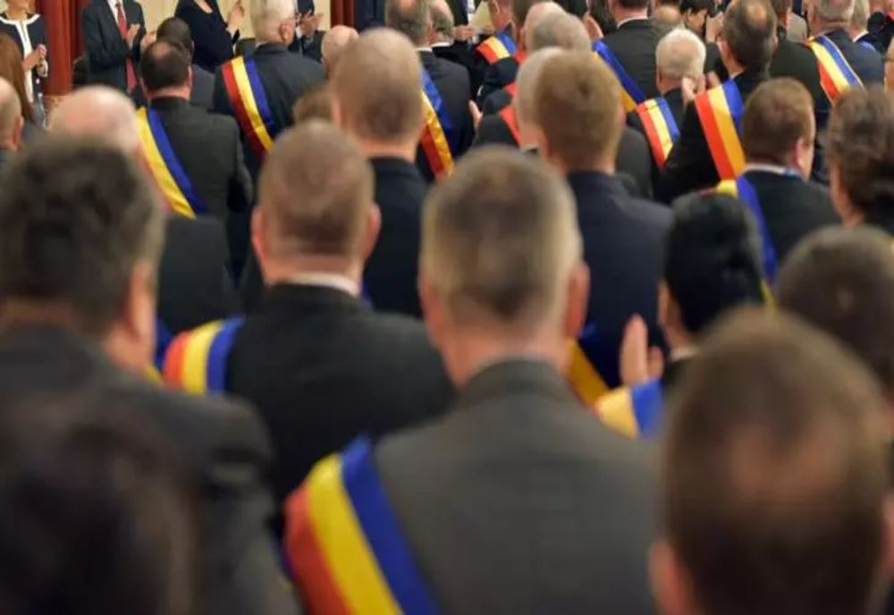 Grupul parlamentar PACE - Întâi România, scrisoare deschisă către toți primarii din România: ”Este momentul ca vocea administrației locale să se facă auzită la București”