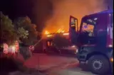 Incendiu de vegetație pe insula Evia: două localități evacuate