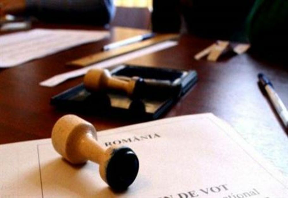 Sondajul care dinamitează scena politică din România - Pe cine ar vota românii la prezidențiale