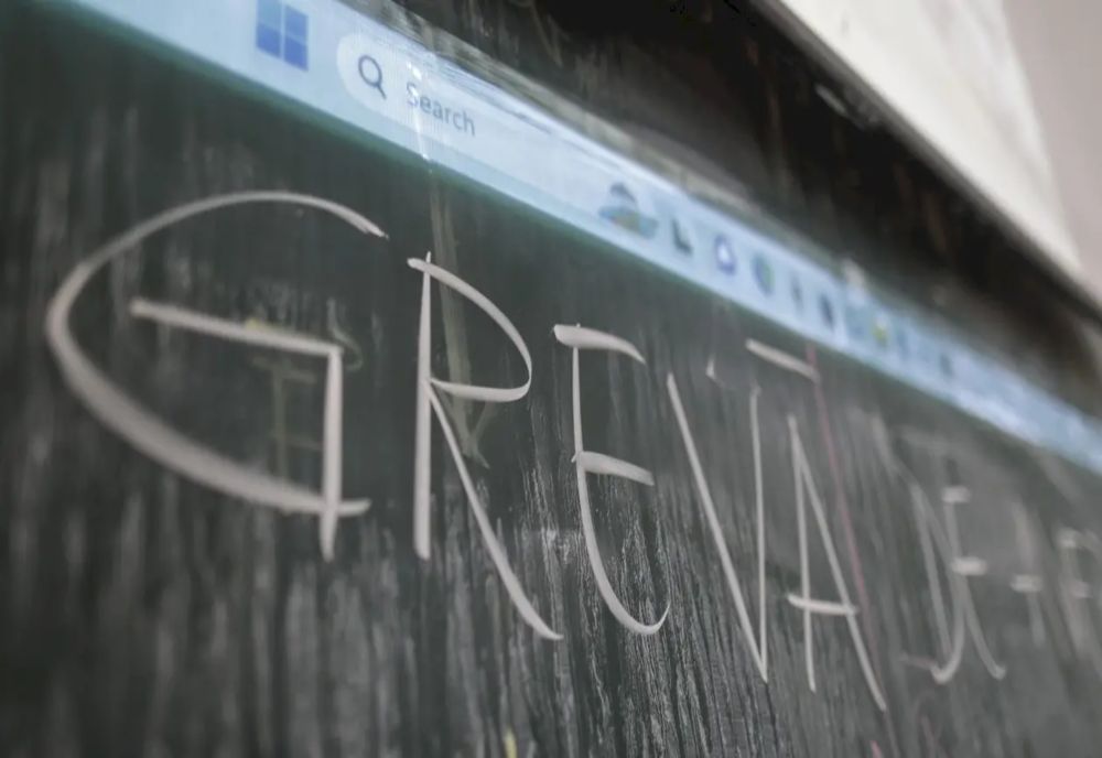 Angajații de la Prefectură, din mai multe județe, intră în grevă și amenință cu blocarea alegerilor europarlamentare