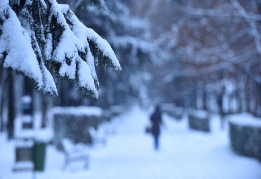 Prognoza meteo - Alertă de fenomene extreme periculoase: precipitații mixte, ceață și polei