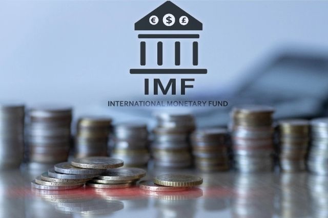 Lovitură de la FMI pentru austeritatea lui Bolojan. Prognoza economică pentru România, tăiată la jumătate